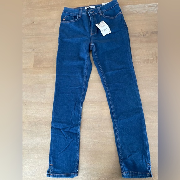 Zara Jeans Sz 8 - Picture 4 of 7